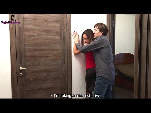 ❤️ Cuireann Realtor Gnéasach a cuid púitsí agus a fucks uirthi féin agus í ag díol a hárasáin - Krempai Porn  ag porn % ga.niceporn.ru%  ❌