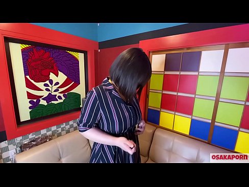 ❤️ Déanann cutie Seapánach le tits móra masturbates le bréagáin ghnéis agus tá orgasm aige. Labhraíonn sí in agallamh faoina taithí fucking. Tits ollmhóra agus pussy hairy ag caoineadh os ard. Osakaporn Porn  ag porn % ga.niceporn.ru%  ❌